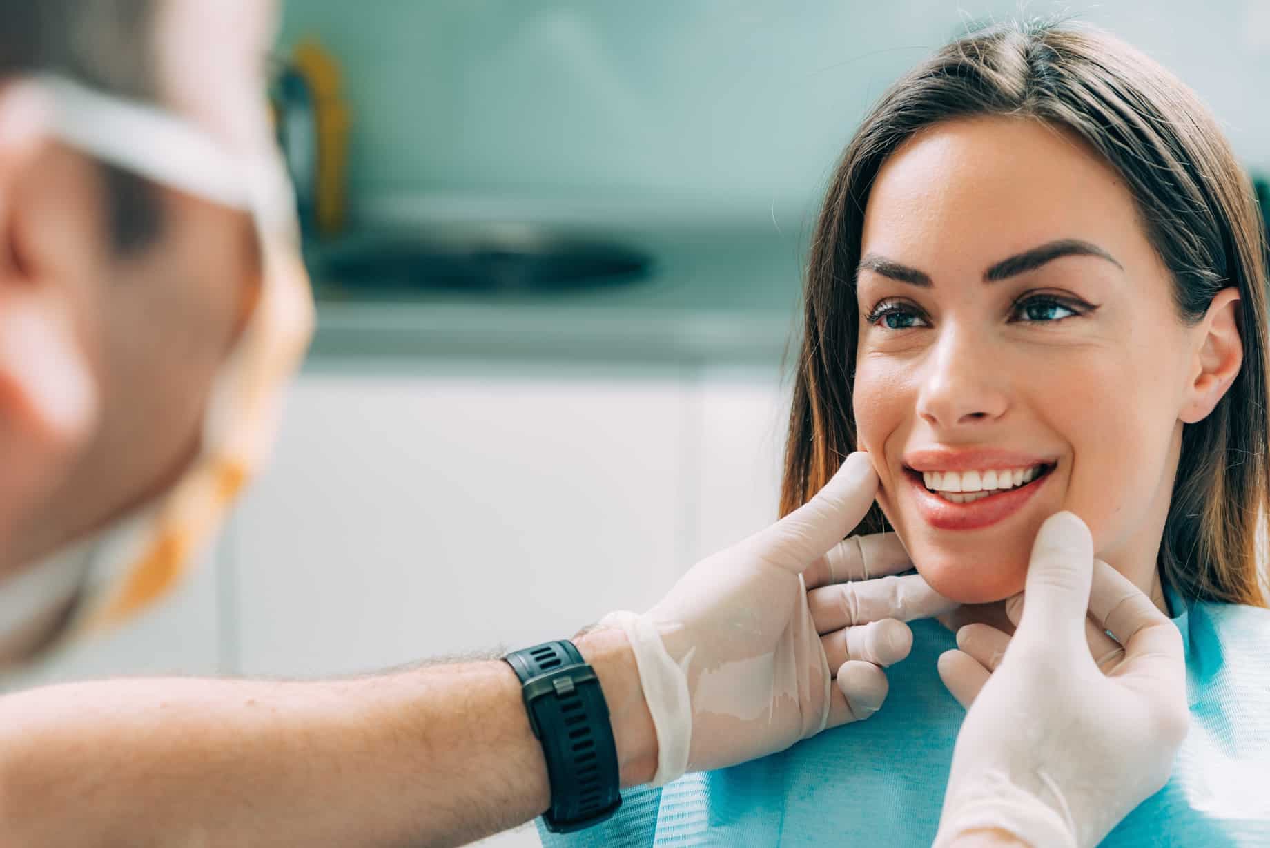 Enhance Your Smile with Dental Bonding: Quick & Easy Fix
